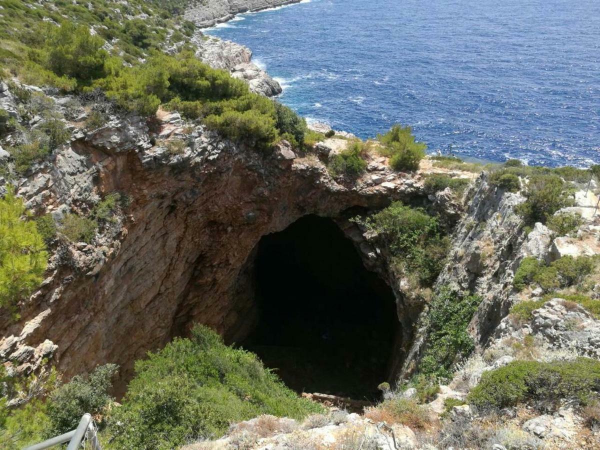 Ferienwohnung Authentic Ap For 2, Babino Polje,Mljet Exterior foto